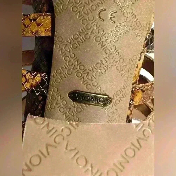 Strappy Heels Snakeskin Design —NEW - Picture 14 of 16